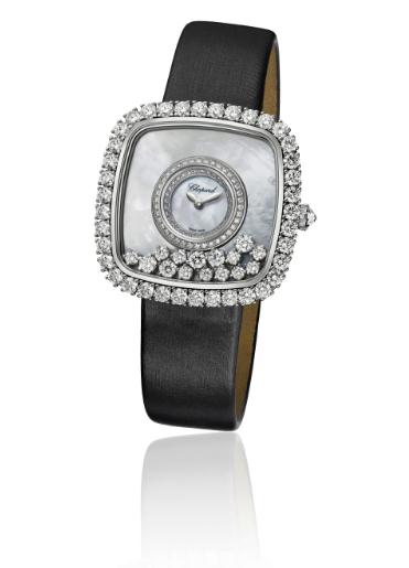 The 18k white gold fake Chopard Happy Diamonds 204368-1001 watches are decorated with diamonds.