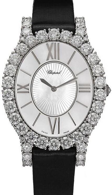 Swiss knock-off watches online are brilliant with large diamonds.