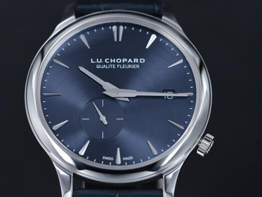 The Chopard L.U.C is best choice for formal occasion.